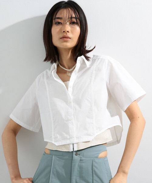 Ray BEAMS（レイビームス）の「Ray BEAMS / サイド カーブ ショート シャツ（シャツ/ブラウス・レディース・サックスブルー/ホワイト・ONE SIZE）」の6枚目の写真