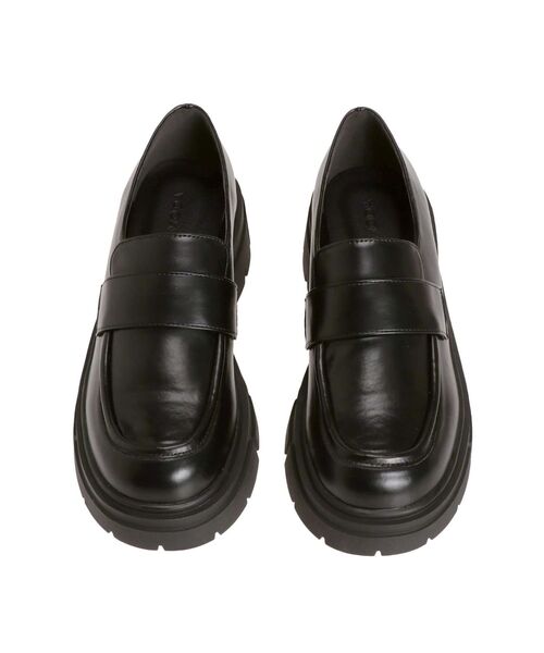 EMODA（エモダ）の「TANK HEEL LOAFER（ローファー・レディース・シルバー/ブラック・MEDIUM/LARGE/SMALL）」の4枚目の写真