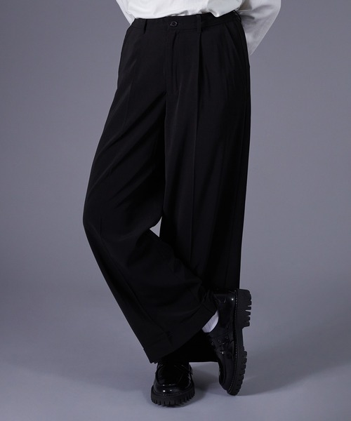 ONCILY（オンシェリー）の「ROLL UP WIDE TUCK SLACKS /  ロールアップワイドタックスラックス（スラックス・メンズ・ブルーグリーン/ダークブラウン/ブラック・SMALL/MEDIUM/LARGE）」の5枚目の写真