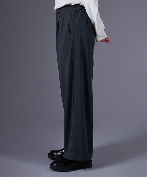 ONCILY（オンシェリー）の「ROLL UP WIDE TUCK SLACKS /  ロールアップワイドタックスラックス（スラックス・メンズ・ブルーグリーン/ダークブラウン/ブラック・SMALL/MEDIUM/LARGE）」の15枚目の写真