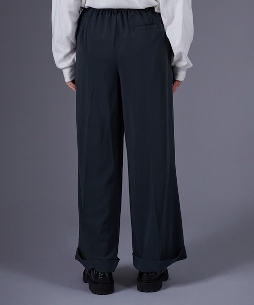ONCILY（オンシェリー）の「ROLL UP WIDE TUCK SLACKS /  ロールアップワイドタックスラックス（スラックス・メンズ・ブルーグリーン/ダークブラウン/ブラック・SMALL/MEDIUM/LARGE）」の16枚目の写真
