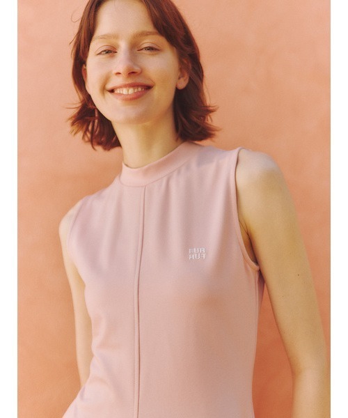 FURFUR（ファーファー）の「ロゴ刺繍ノースリワンピ-ス（ワンピース・レディース・ブラック/ピンク/ベージュ・FREE）」の6枚目の写真