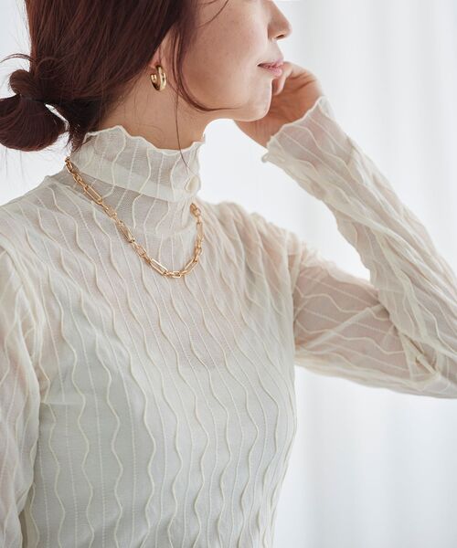 le.coeur blanc（ルクールブラン）の「ウエーブ柄シアータートル（Tシャツ/カットソー・レディース・ブラック/オフホワイト・38）」の5枚目の写真