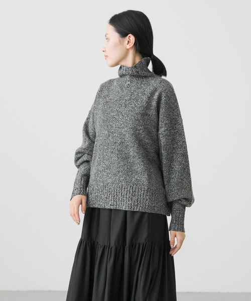 かぐれ(カグレ)の「タートルネックニットプルオーバー(ニット/セーター・レディース・イエロー系その他/グレー/ライトグレー・FREE)」の12枚目の写真