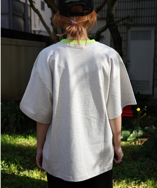 soglia(ソリア)の「SOGLIA/ソリア OPEN END SOLID TEE リンガーティー(Tシャツ/カットソー・レディース・キャメル/ホワイト/グレー・1)」の21枚目の写真