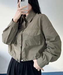 季節変わり目のクロップドシャツジャケットブルゾン