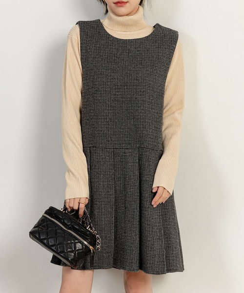 DAY CLOSET（デイ クローゼット）の「レディース ツイード風プリーツミニ丈ジャンスカ（ジャンパースカート・レディース・グレー・M/L）」の3枚目の写真