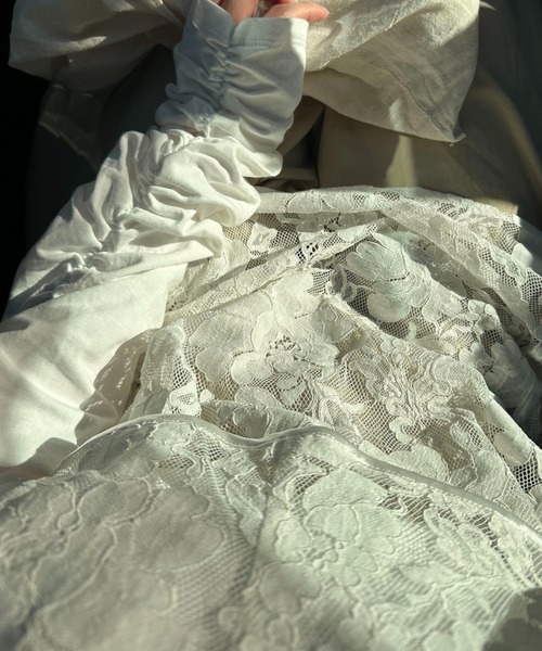 シャーリングスリーブTシャツ+レースキャミソールSET（Tシャツ/カットソー）｜AnriettMusee（アンリエットミュゼ）