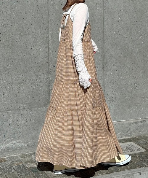 CIAOPANIC(チャオパニック)の「【リバイバル】シアーチェックティアードキャミワンピース(ワンピース・レディース・ホワイト/ブラック/ブラウン/イエロー/グリーン/チェック・1/0)」の21枚目の写真