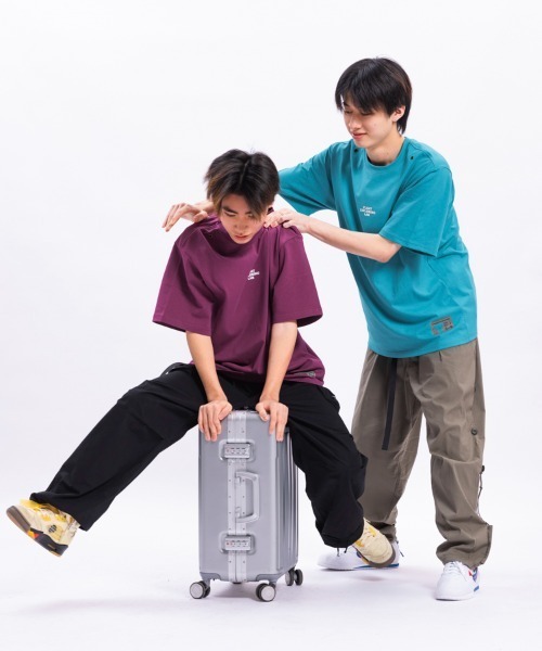 SAISON DE PAPILLON(セゾンドパピヨン)の「シリコンプリントTシャツ(Tシャツ/カットソー・レディース・モスグリーン/グリーン/ブルー/グレー/サックスブルー/ブラック/ライトベージュ/ブラウン/ホワイト/ネイビー/パープル/アクア/ベージュ・M/L)」の14枚目の写真