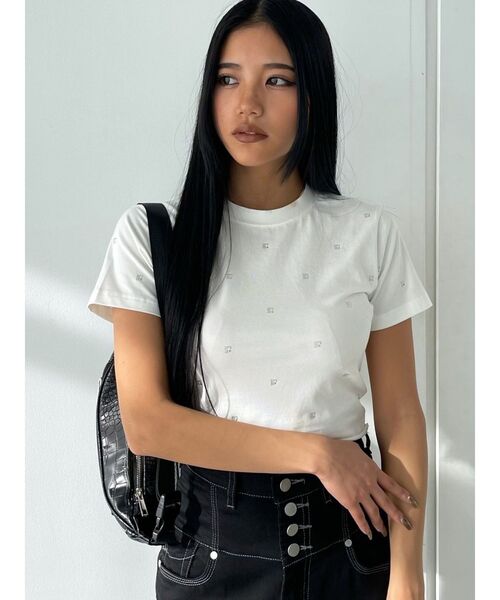 EMODA(エモダ)の「ドットストーンコンパクトTシャツ(Tシャツ/カットソー・レディース・ネイビー/ホワイト/ブラック/グレー・FREE)」の6枚目の写真