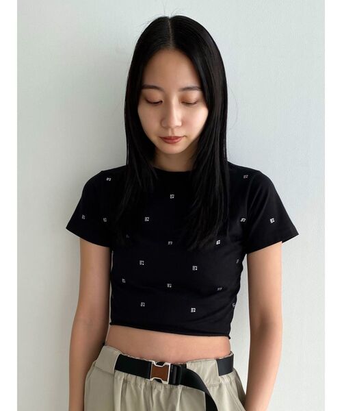 EMODA(エモダ)の「ドットストーンコンパクトTシャツ(Tシャツ/カットソー・レディース・ネイビー/ホワイト/ブラック/グレー・FREE)」の11枚目の写真