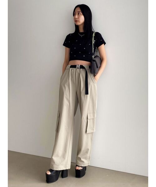 EMODA(エモダ)の「ドットストーンコンパクトTシャツ(Tシャツ/カットソー・レディース・ネイビー/ホワイト/ブラック/グレー・FREE)」の13枚目の写真