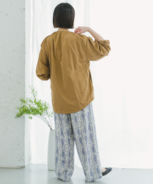 ITEMS URBANRESEARCH（アイテムズ アーバンリサーチ）の「ポケッタブルノーカラーブルゾン（ブルゾン・レディース・キャメル/ブラック・FREE）」の10枚目の写真