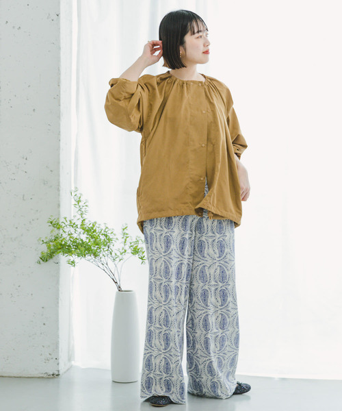 ITEMS URBANRESEARCH（アイテムズ アーバンリサーチ）の「ポケッタブルノーカラーブルゾン（ブルゾン・レディース・キャメル/ブラック・FREE）」の11枚目の写真