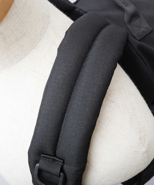 anello（アネロ）の「HC  ハイキャパシティ 撥水加工 A3対応 PC対応 10ポケット 超大容量 バックパック 40L（バックパック/リュック・メンズ・ブラック・FREE）」の17枚目の写真