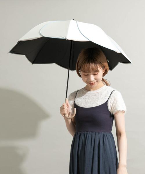 SMELLY（スメリー）の「晴雨兼用パイピングフラワー（長傘・レディース・ネイビー/ホワイト・FREE）」の12枚目の写真