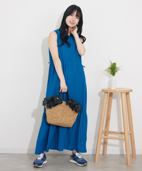 KATHARINE ROSS（キャサリンロス）の「【KATHARINE ROSS】WEB限定 フリルペーパーバッグ（かごバッグ・レディース・ベージュ/ブラック・MEDIUM）」の7枚目の写真