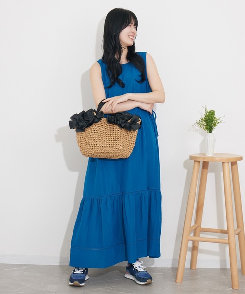 KATHARINE ROSS（キャサリンロス）の「【KATHARINE ROSS】WEB限定 フリルペーパーバッグ（かごバッグ・レディース・ベージュ/ブラック・MEDIUM）」の9枚目の写真