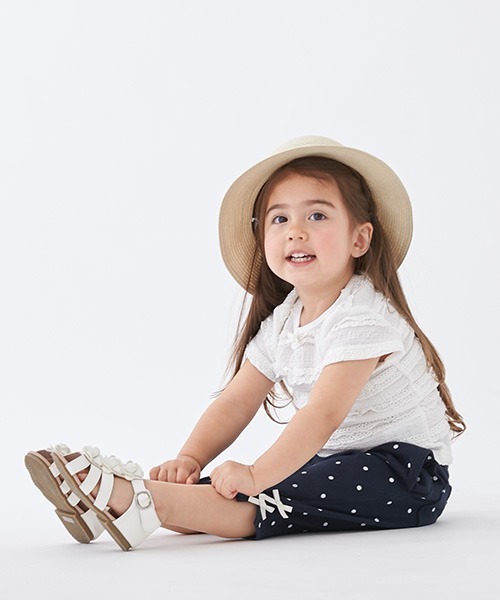 petit main（プティマイン）の「お花サンダル（サンダル・キッズ・ブラック/ライトピンク/オフホワイト・15cm/16cm/18cm/17cm/20cm/14cm/19cm）」の4枚目の写真