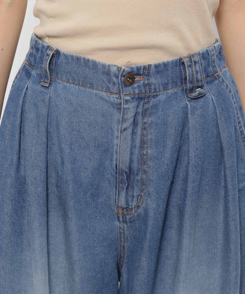 niko and...（ニコアンド）の「[niko and ...JEANS 2024SS] 2TUCK EASY WIDE PANTS（その他パンツ・レディース・ブルー/ライトブルー・MEDIUM/LARGE）」の12枚目の写真