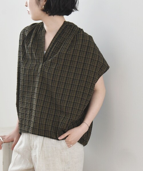 quaranciel(カランシエル)の「quaranciel:〈洗濯機可能〉サッカー スキッパー フレンチスリーブ シャツ ブラウス(シャツ/ブラウス・レディース・オリーブ/ネイビー/ホワイト・ONE SIZE)」の14枚目の写真