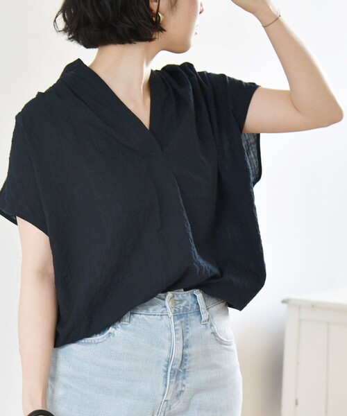 quaranciel(カランシエル)の「quaranciel:〈洗濯機可能〉サッカー スキッパー フレンチスリーブ シャツ ブラウス(シャツ/ブラウス・レディース・オリーブ/ネイビー/ホワイト・ONE SIZE)」の21枚目の写真