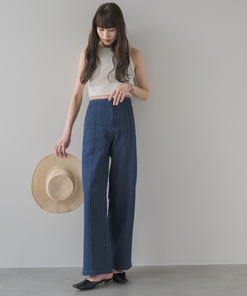 NEUNA（ヌナ）の「センターラインストレートパンツ（デニムパンツ・レディース・インディゴブルー/ホワイト/ブラック・SMALL/MEDIUM/LARGE）」の8枚目の写真