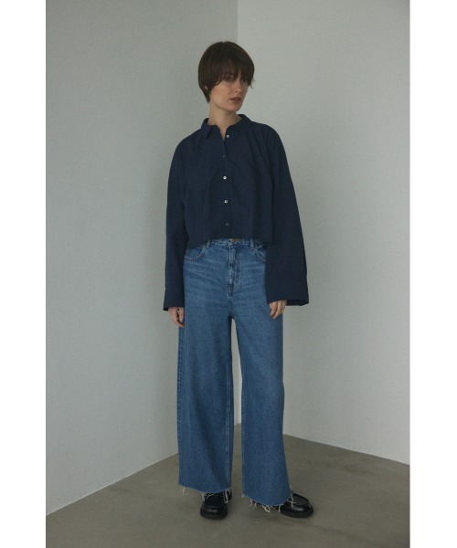 BLACK BY MOUSSY（ブラックバイマウジー）の「cut off loose denim(カットオフルーズデニム)（デニムパンツ・レディース・ブルー・23inch/24inch/25inch/26inch）」の4枚目の写真