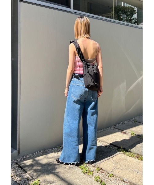 BLACK BY MOUSSY（ブラックバイマウジー）の「cut off loose denim(カットオフルーズデニム)（デニムパンツ・レディース・ブルー・23inch/24inch/25inch/26inch）」の16枚目の写真
