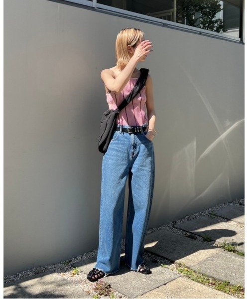 BLACK BY MOUSSY（ブラックバイマウジー）の「cut off loose denim(カットオフルーズデニム)（デニムパンツ・レディース・ブルー・23inch/24inch/25inch/26inch）」の17枚目の写真