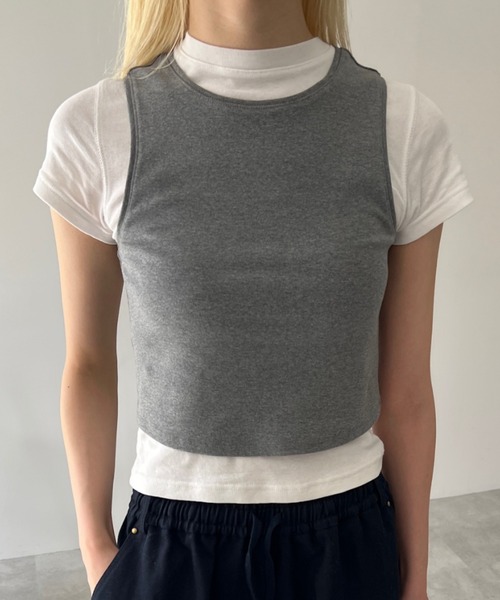 GIUNON（ジウノン）の「stretch american sleeve tank / ストレッチアメリカンスリーブタンク（タンクトップ・レディース・グレー・FREE）」の3枚目の写真