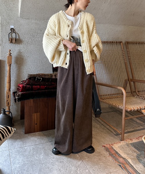 MORABITO 刺繍入りベージュカーディガン 40サイズ新品未使用 セール】 刺繍入りパフスリーブカーディガン（グレー/レッド/モカ