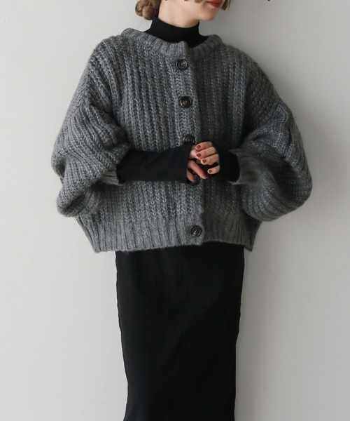 select MOCA by son（セレクトモカバイソン）の「ボリュームスリーブオーバーカーディガン（カーディガン/ボレロ・レディース・アイボリー/ブラック/チャコールグレー/グレイッシュブルー/グレイッシュベージュ・FREE/SMALL）」の14枚目の写真
