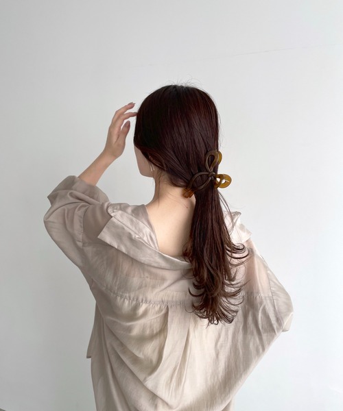 mysty woman(ミスティウーマン)の「リボンバンスクリップ 131902(バレッタ/ヘアクリップ・レディース・ベージュ/ライトピンク/ダークブラウン・FREE)」の14枚目の写真