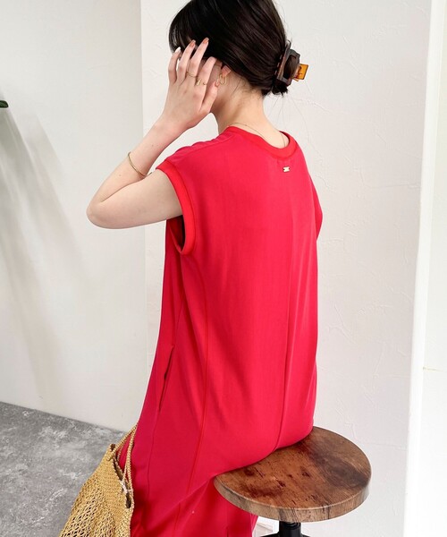 fredy emue（フレディエミュ）の「裏毛 Iラインワンピース（ワンピース・レディース・チャコールグレー/レッド/グレー・38）」の3枚目の写真