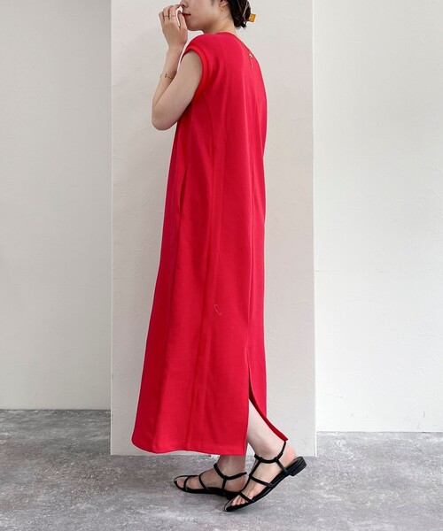 fredy emue（フレディエミュ）の「裏毛 Iラインワンピース（ワンピース・レディース・チャコールグレー/レッド/グレー・38）」の7枚目の写真