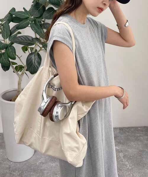 fredy emue（フレディエミュ）の「裏毛 Iラインワンピース（ワンピース・レディース・チャコールグレー/レッド/グレー・38）」の17枚目の写真