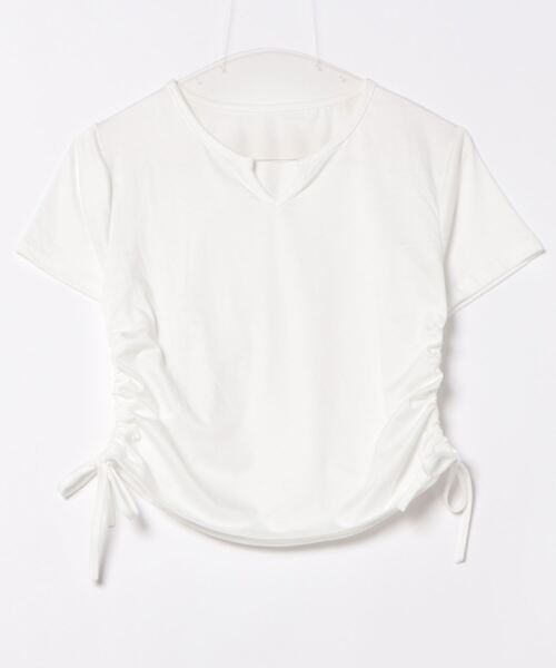 Mignonjour(ミニョンジュール)の「FReePLACe/サイドシャーリングトップス X12238(Tシャツ/カットソー・レディース・ブラック/ホワイト・LARGE/MEDIUM)」の5枚目の写真