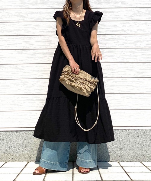 Q（キュー）の「フリルクラッチ（クラッチバッグ・レディース・ベージュ/ブラック・ONE SIZE）」の19枚目の写真