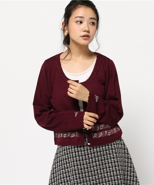 axes femme（アクシーズファム）の「楽譜刺繍カーディガン（カーディガン/ボレロ・レディース・ブラック/ワイン/キナリ/ブラウン・MEDIUM）」の4枚目の写真