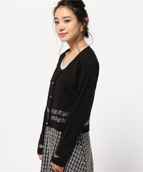 axes femme（アクシーズファム）の「楽譜刺繍カーディガン（カーディガン/ボレロ・レディース・ブラック/ワイン/キナリ/ブラウン・MEDIUM）」の6枚目の写真