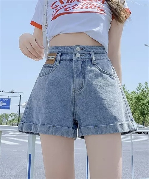 Dream garden(ドリームガーデン)の「ロールアップデニムショートパンツ(デニムパンツ・レディース・ライトブラック/ブラック/ブルー・M/L/XL/2XL/S)」の10枚目の写真