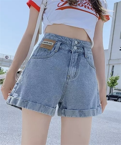 Dream garden(ドリームガーデン)の「ロールアップデニムショートパンツ(デニムパンツ・レディース・ライトブラック/ブラック/ブルー・M/L/XL/2XL/S)」の11枚目の写真