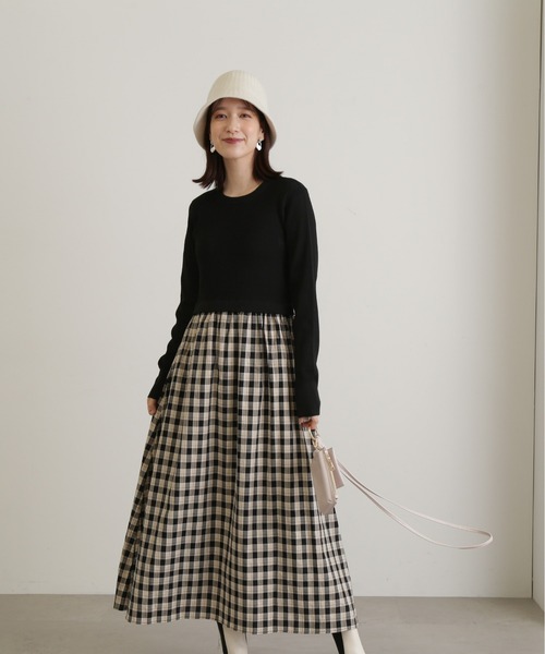 N.（N. Natural Beauty Basic）（エヌエヌナチュラルビューティーベーシック）の「◆◇長袖リブニットドッキングワンピース（ワンピース・レディース・ブラック/グレー・SMALL/MEDIUM）」の5枚目の写真