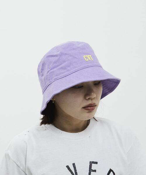 CONVERSE TOKYO（コンバーストウキョウ）の「PIGMENT DYE LOGO BUCKET HAT（ハット・レディース・ピンク/イエロー/パープル/ブラック・SMALL/LARGE）」の12枚目の写真