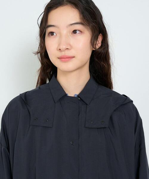 conges payes ADIEU TRISTESSE（コンジェ ペイエ アデュートリステス）の「タフタフーデッドコート（その他アウター・レディース・ブラック/ブルー・38）」の9枚目の写真