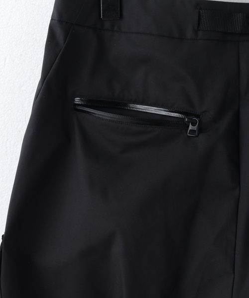 JIEDA(ジエダ)の「【JIEDA / ジエダ】OL 3D SWITCHING TECH PANTS(その他パンツ・メンズ・ブラック・2/1)」の7枚目の写真