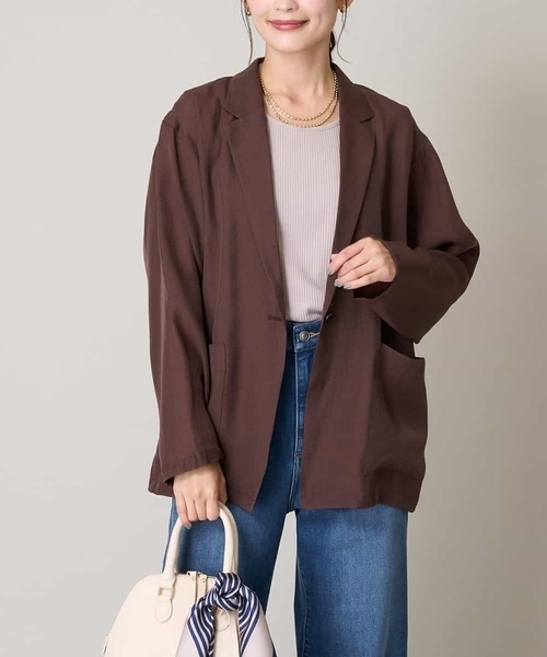 a.v.v（アーヴェヴェ）の「シアージャケット（テーラードジャケット・レディース・ブラック/ブラウン・38/40/42/36/34）」の2枚目の写真