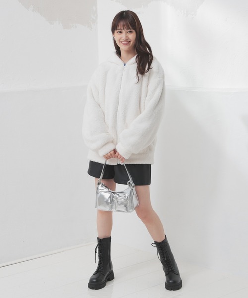 Honeys（ハニーズ）の「【ハニぽか】ボアジップパーカー（パーカー・レディース・アイボリー/グレイッシュブルー/スミクロ/モカ/ベージュ・S/M/L/LL）」の19枚目の写真